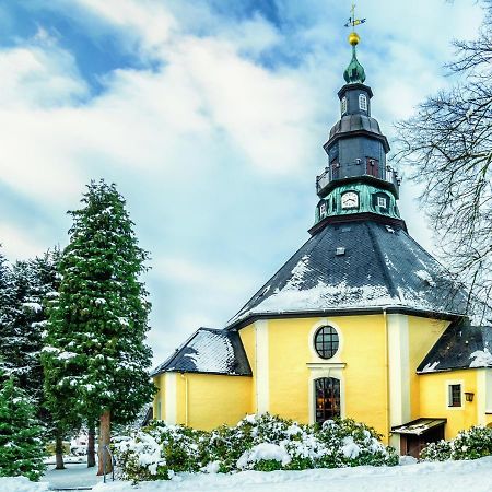 Ferienhotel Goldhuebel ノイハウゼン エクステリア 写真
