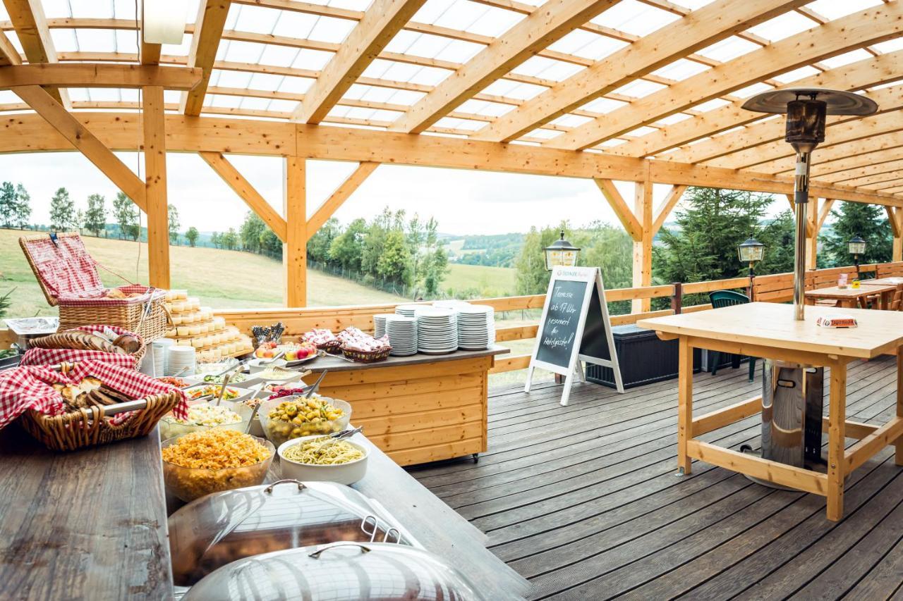 Ferienhotel Goldhuebel ノイハウゼン エクステリア 写真